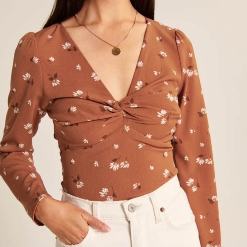 Abercrombie And Fitch Long-Sleeve Twist-Front Blouse Floral